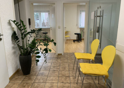 Praxis für Physiotherapie Kirrlach - Wartebereich